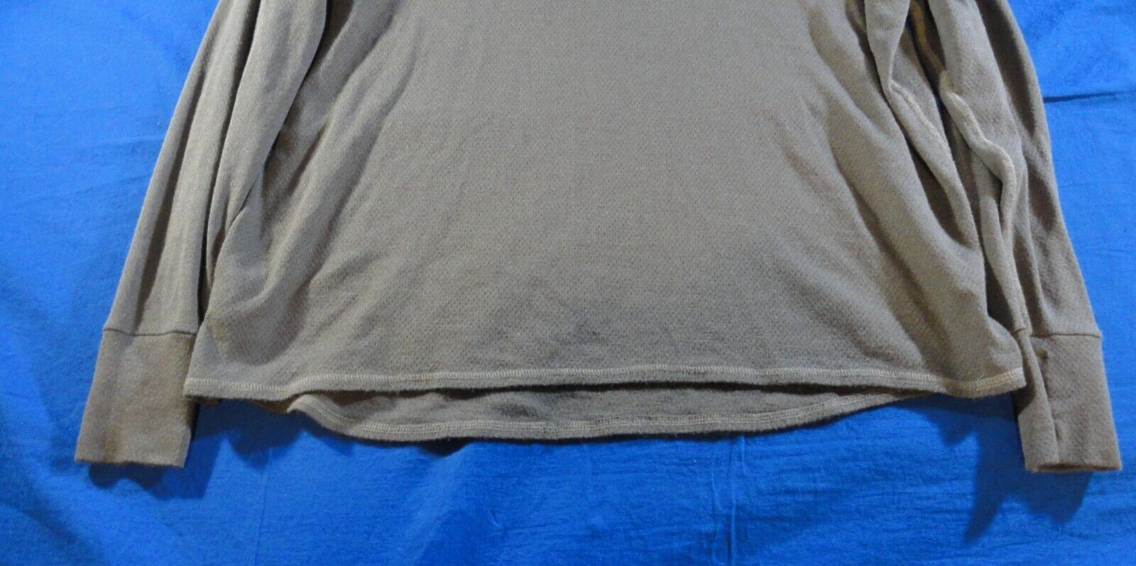 FR FIRE RESISTANT GREEN LONG SLEEVE BASE LAYER MILITARY ISSUE SHIRT 52X25.5