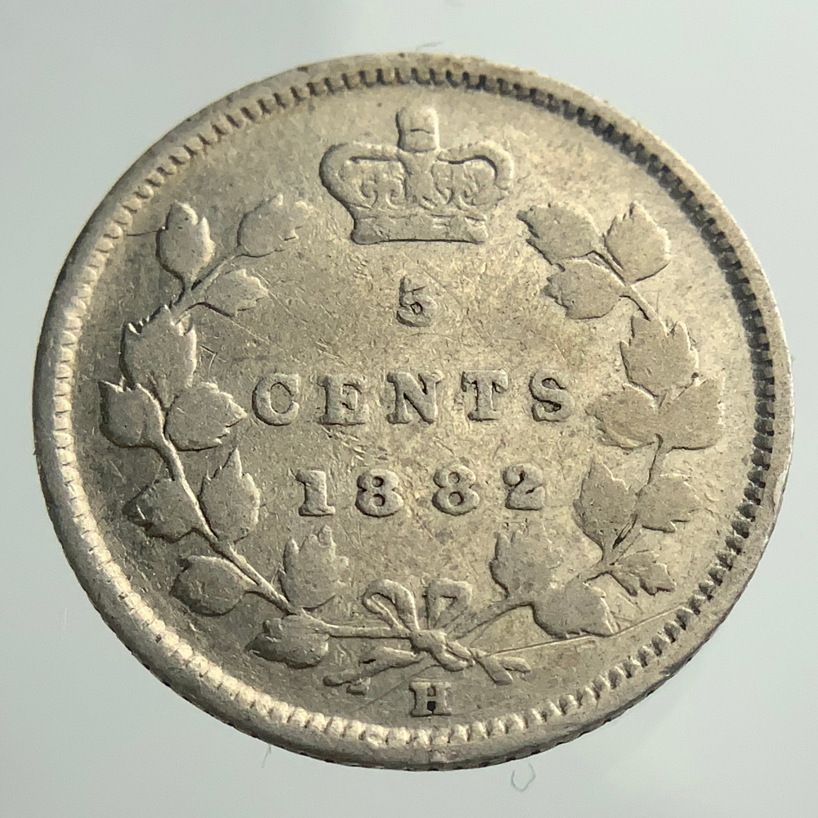 1882 H Canada Small Five Cents Queen Victoria Circulated 5 Silver Coin NGS040