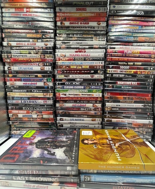 Wholesale DVD bulk lot!  100 assorted movies, NEW, sealed