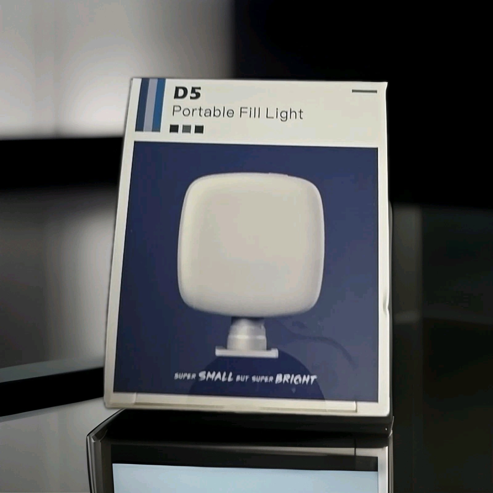 D5 Mini Pocket Phone Fill Light Three Color Temperature HD Fill Light