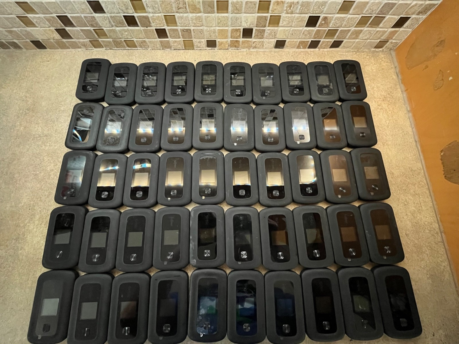 Lot 50 Verizon Orbic Speed RC400L Mobile Wi-Fi Hotspot ORB400LBVZRT NO BATTERIES
