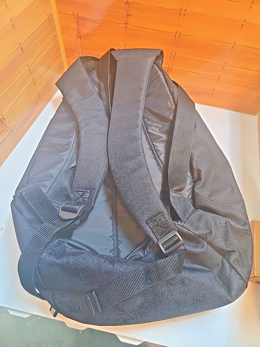 Targus Raqgear Backpack; Model RGK027; Orange/Black