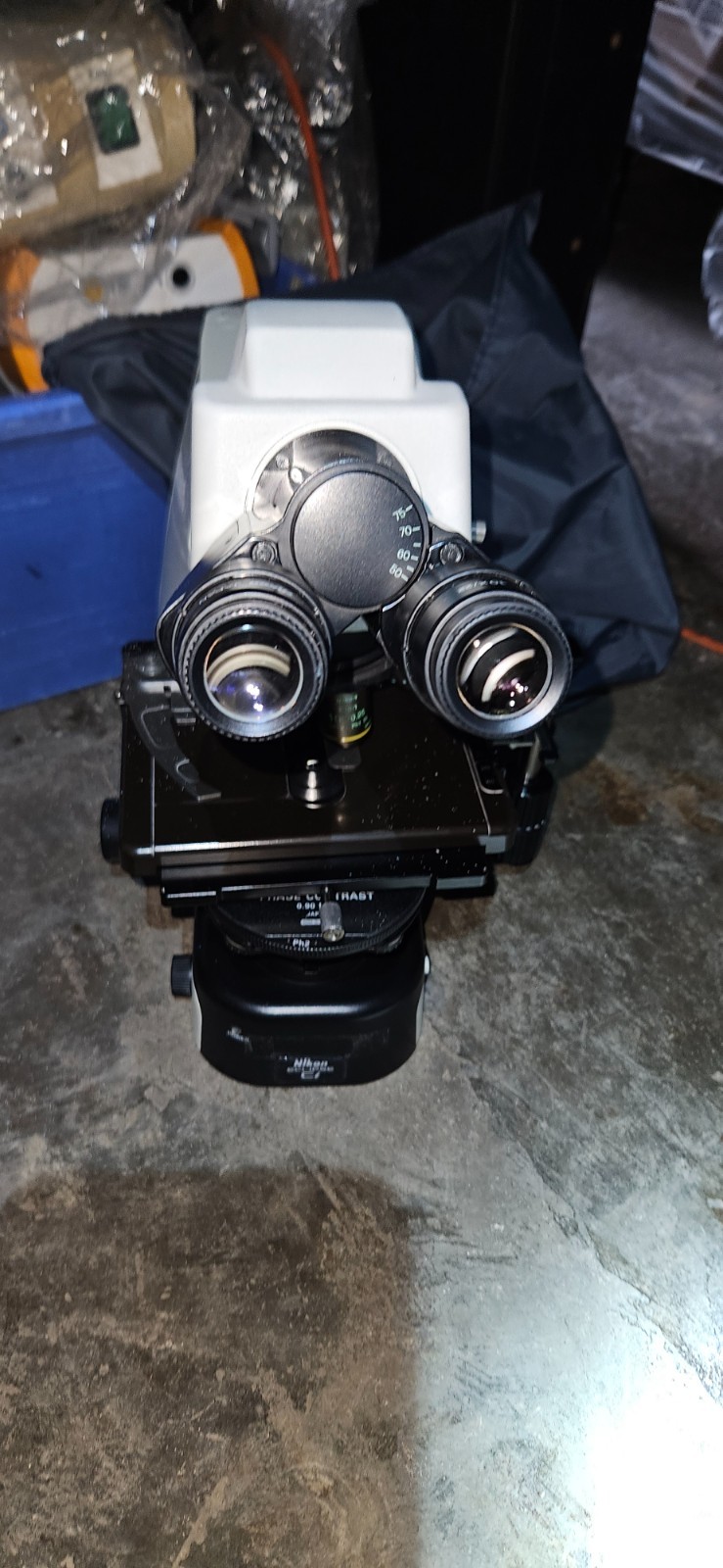 Nikon ECLIPSE Ci-L Microscope with 2 objectives