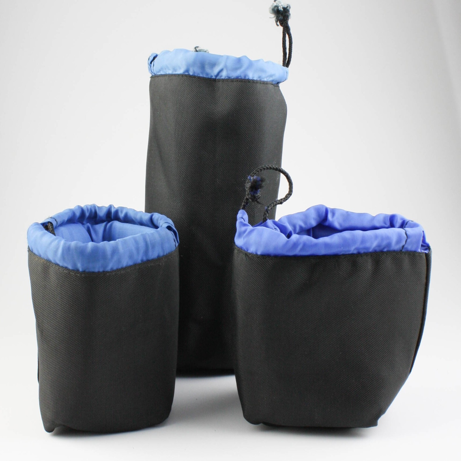 Unbranded - Soft Nylon Padded Lens Bag - Pouch Case - 4" + 8" x 3" - Lot of 3