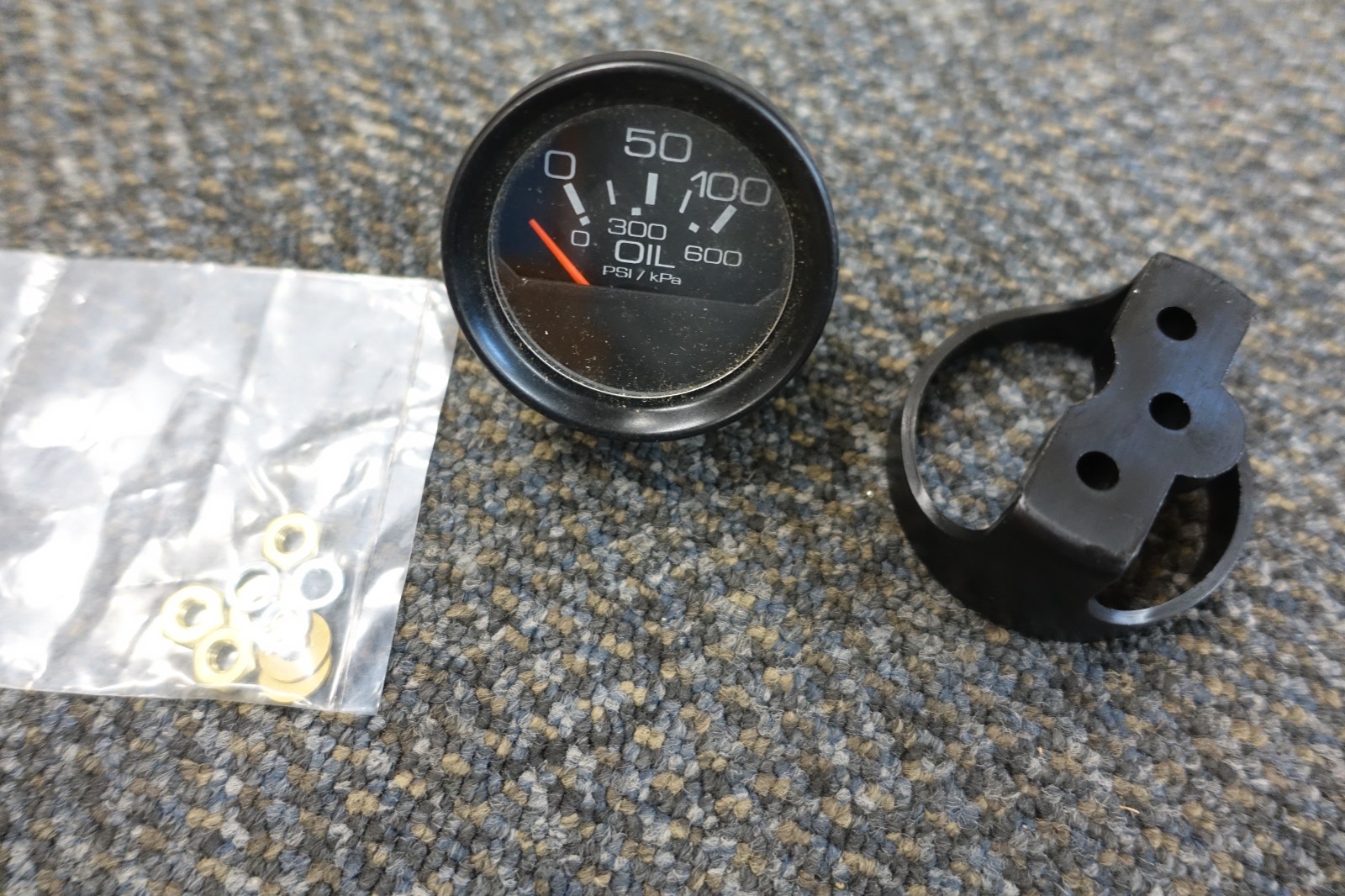 Prime Instruments 2'' Oil Pressure Gauge