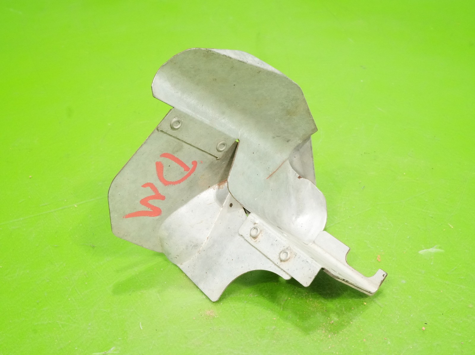 09-15 Jaguar XF XFR OEM DX2311A059BB starter heat shield guard cover Land Rover