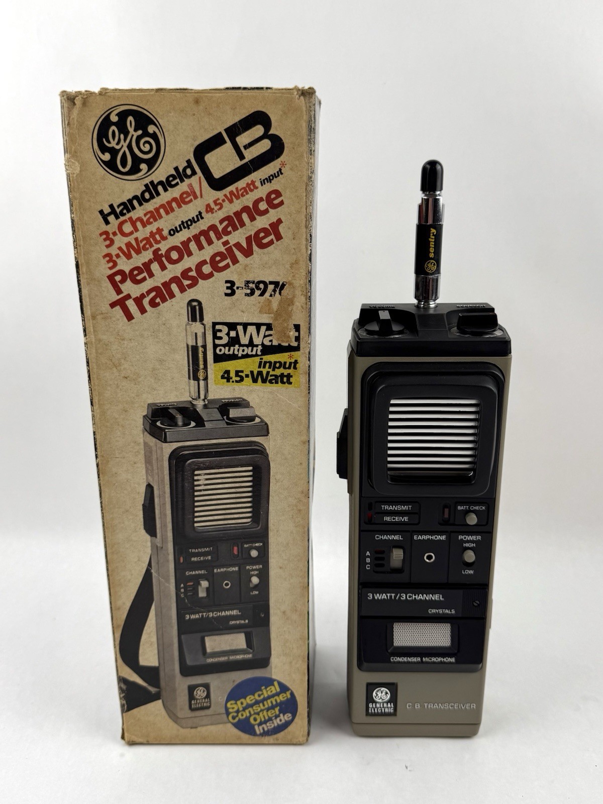 GE C.B. Handheld Transceiver Radio model 3-5976A - Tested & Works Clean *Read*