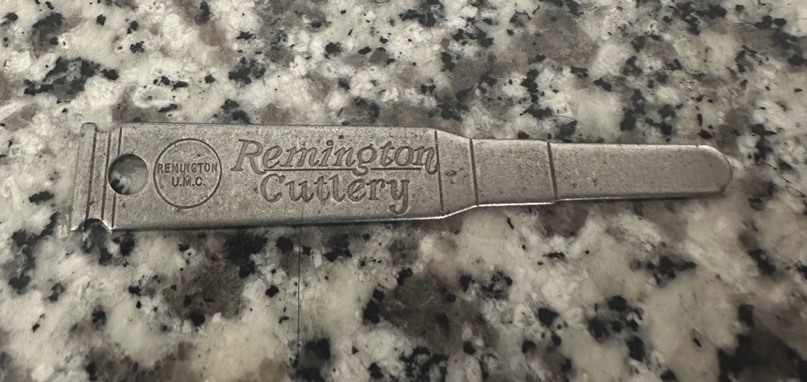 Remington Cutlery Knife Blade Opener Gunsmith Tool Metal Rifle Gun Keychain GIFT