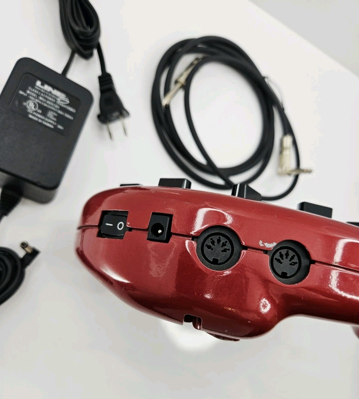 Line 6 Pod Multi-Effects Guitar Effect Pedal w/ Power Supply