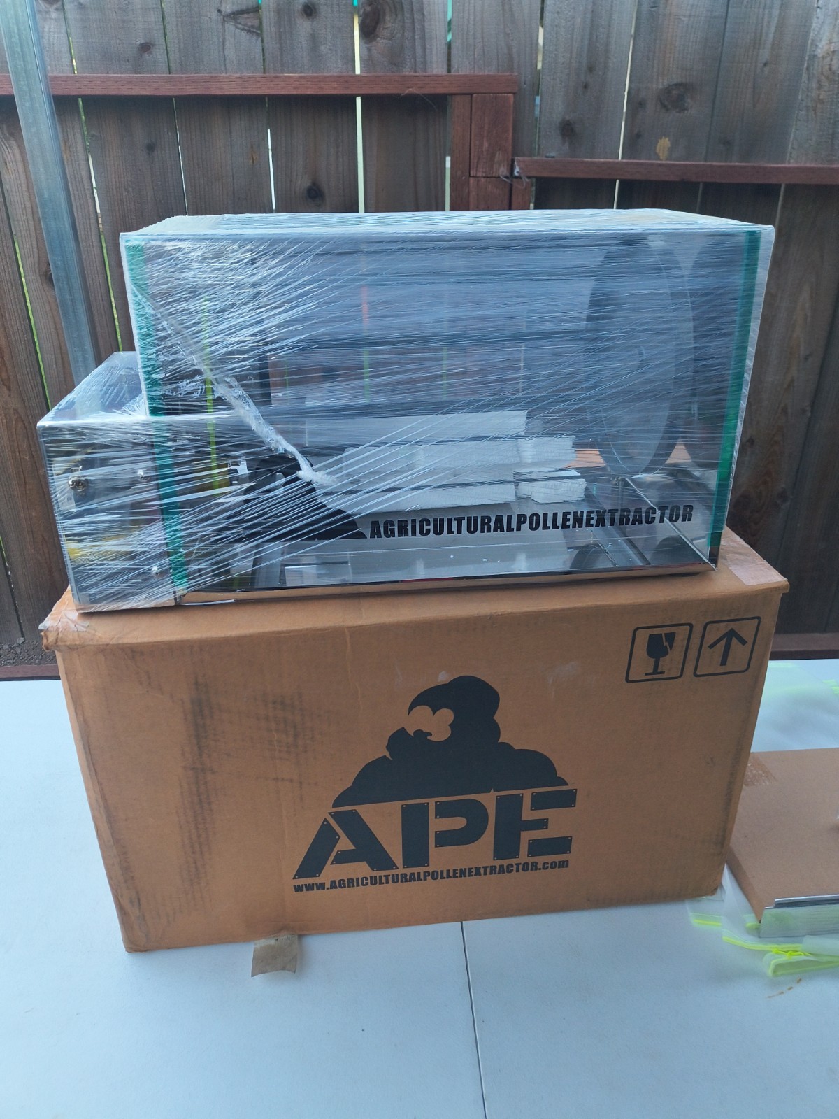 APE Agricultural Pollen Extractor