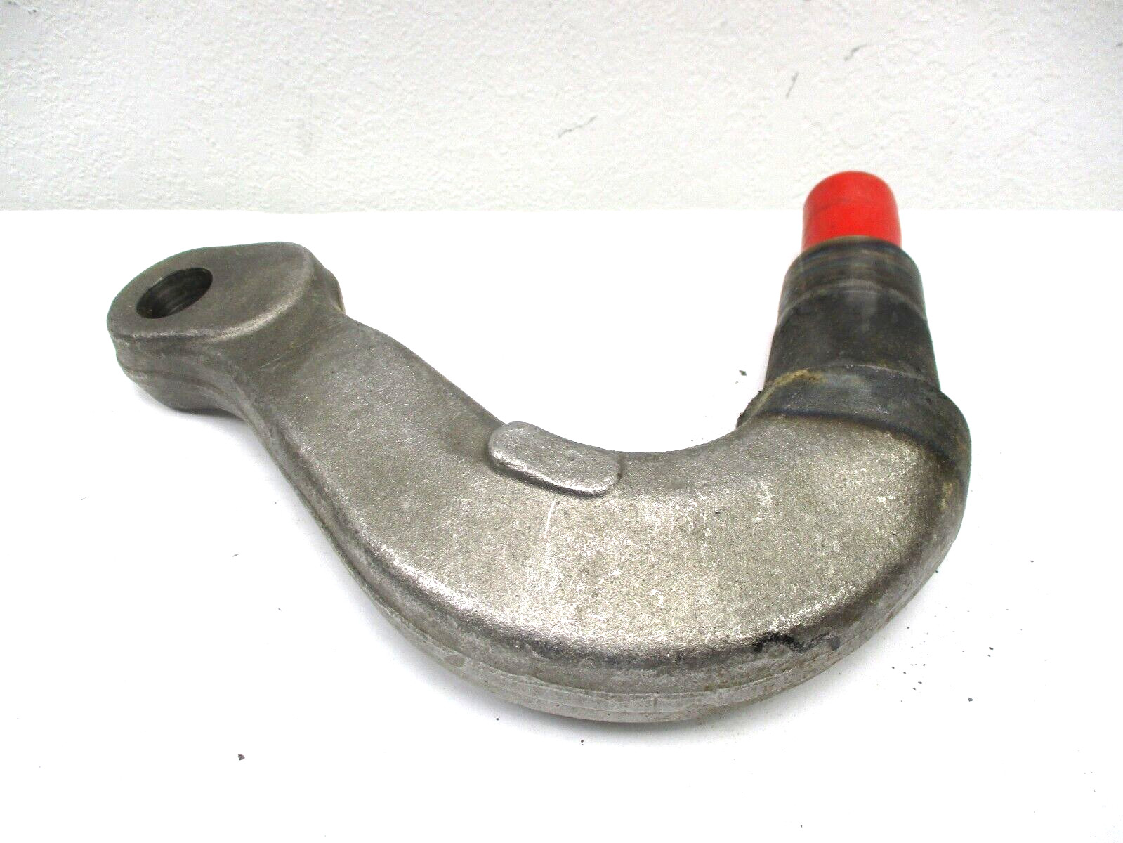 3133K8253 MERITOR LEFT UPPER STEERING ARM INTERNATIONAL 7300/7400/7500 2586863C1