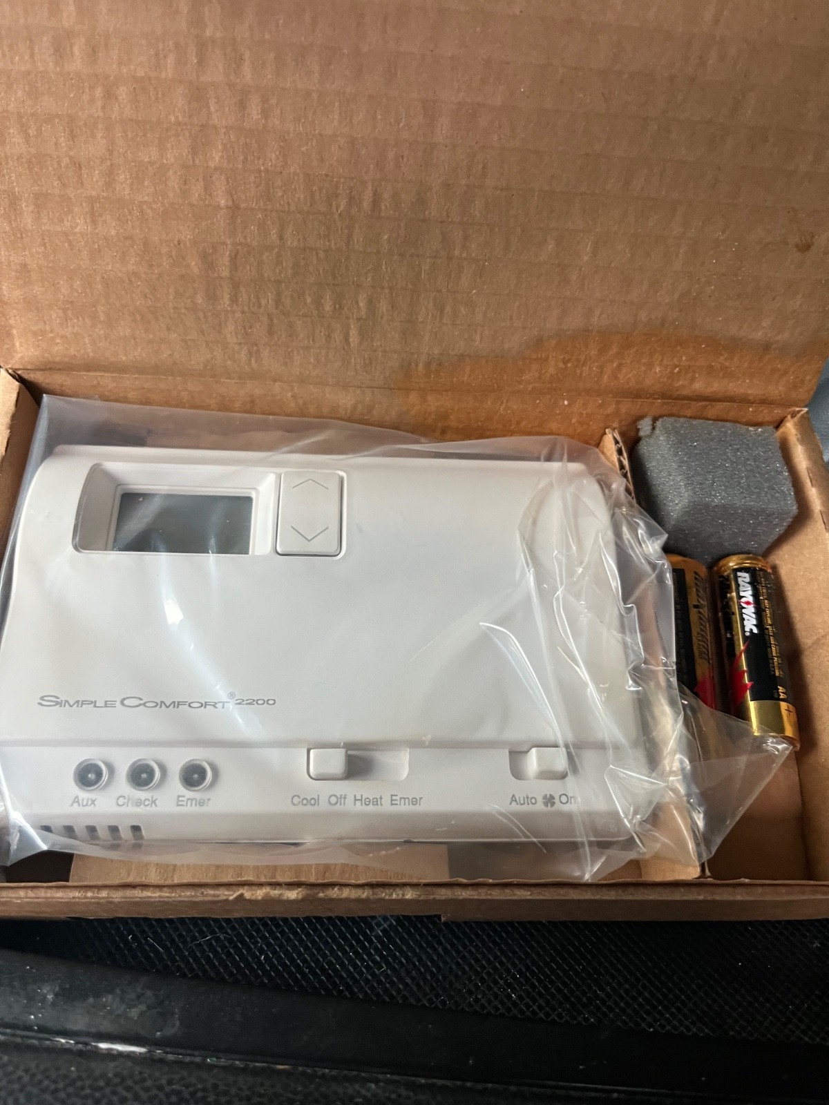HAI RC-112 Two Speed Heat Pump Thermostat with Energy Efficient Control