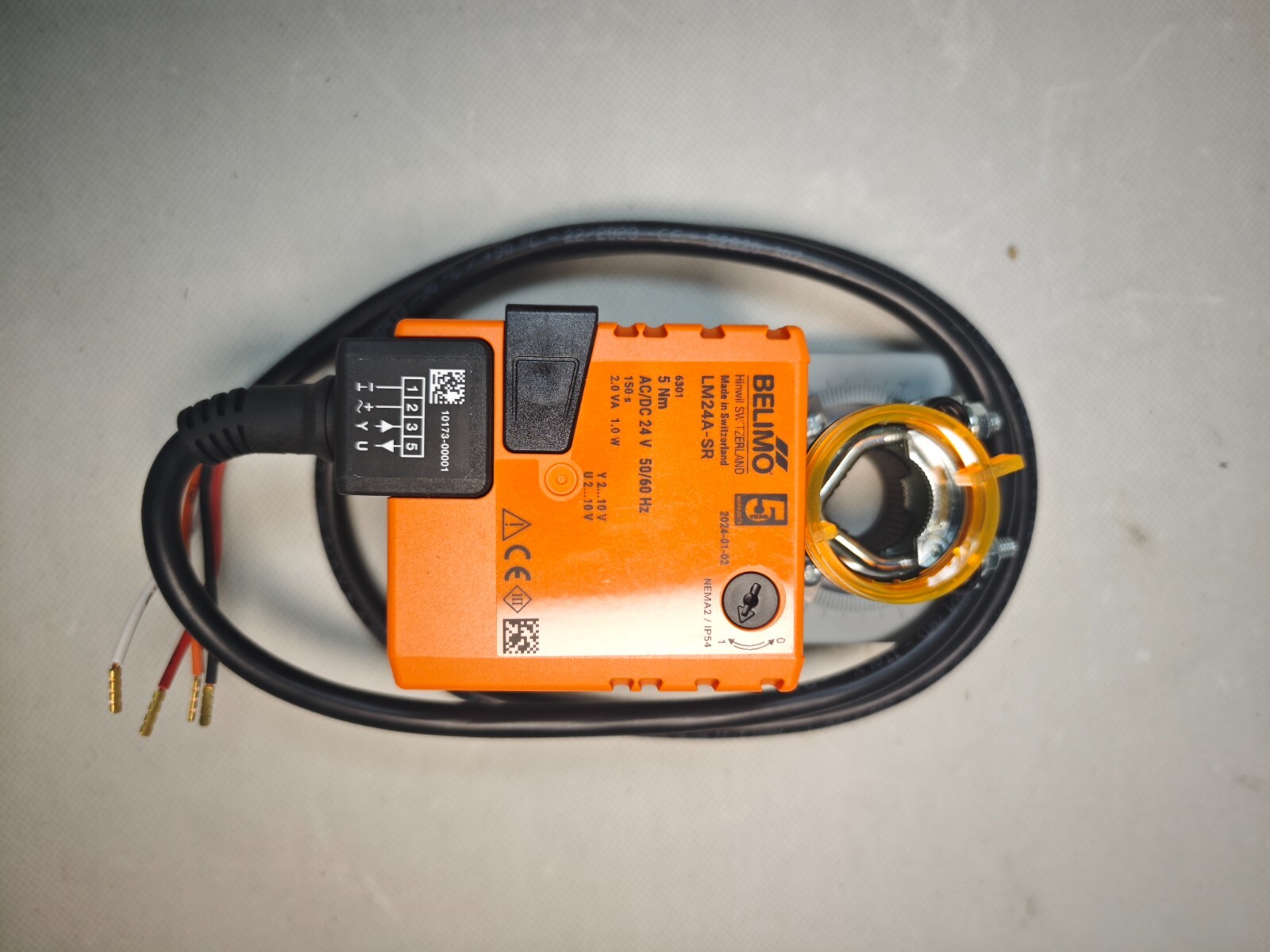 1pcs new Belimo LM24A-SR Modulating damper actuator for adjusting dampers