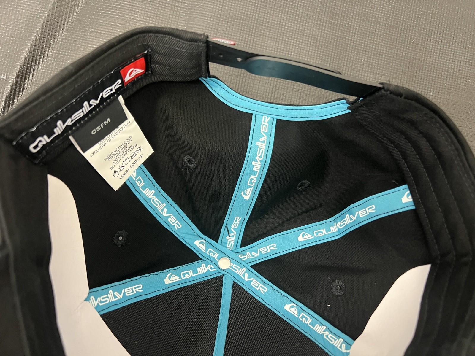 QUIKSILVER Black Trapazoid Teal Patch Logo Solid Hat Cap Snapback Curve Brim NEW