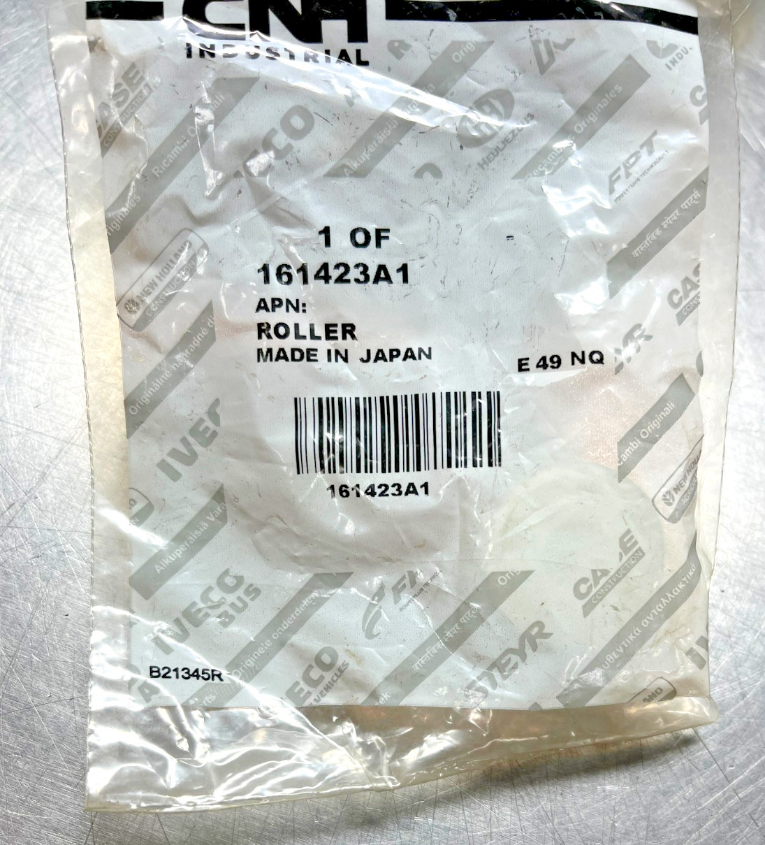 161423A1   Genuine  OEM  Case IH  CNH   ROLLER