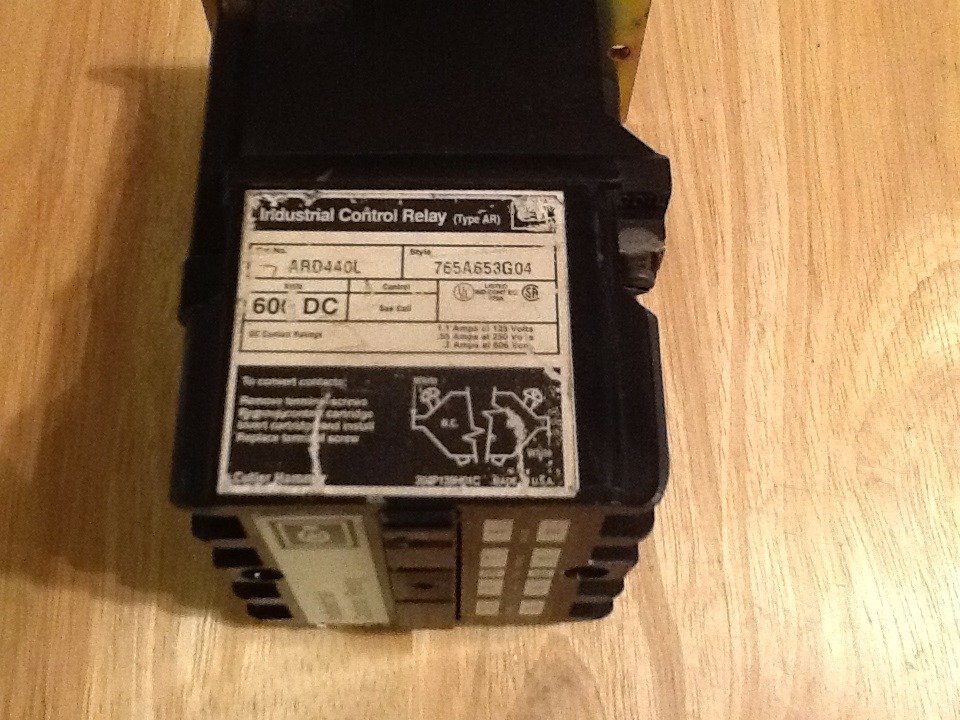 Cutler-Hammer ARD440L Solid State Relay 24VDC Coil, 600VDC