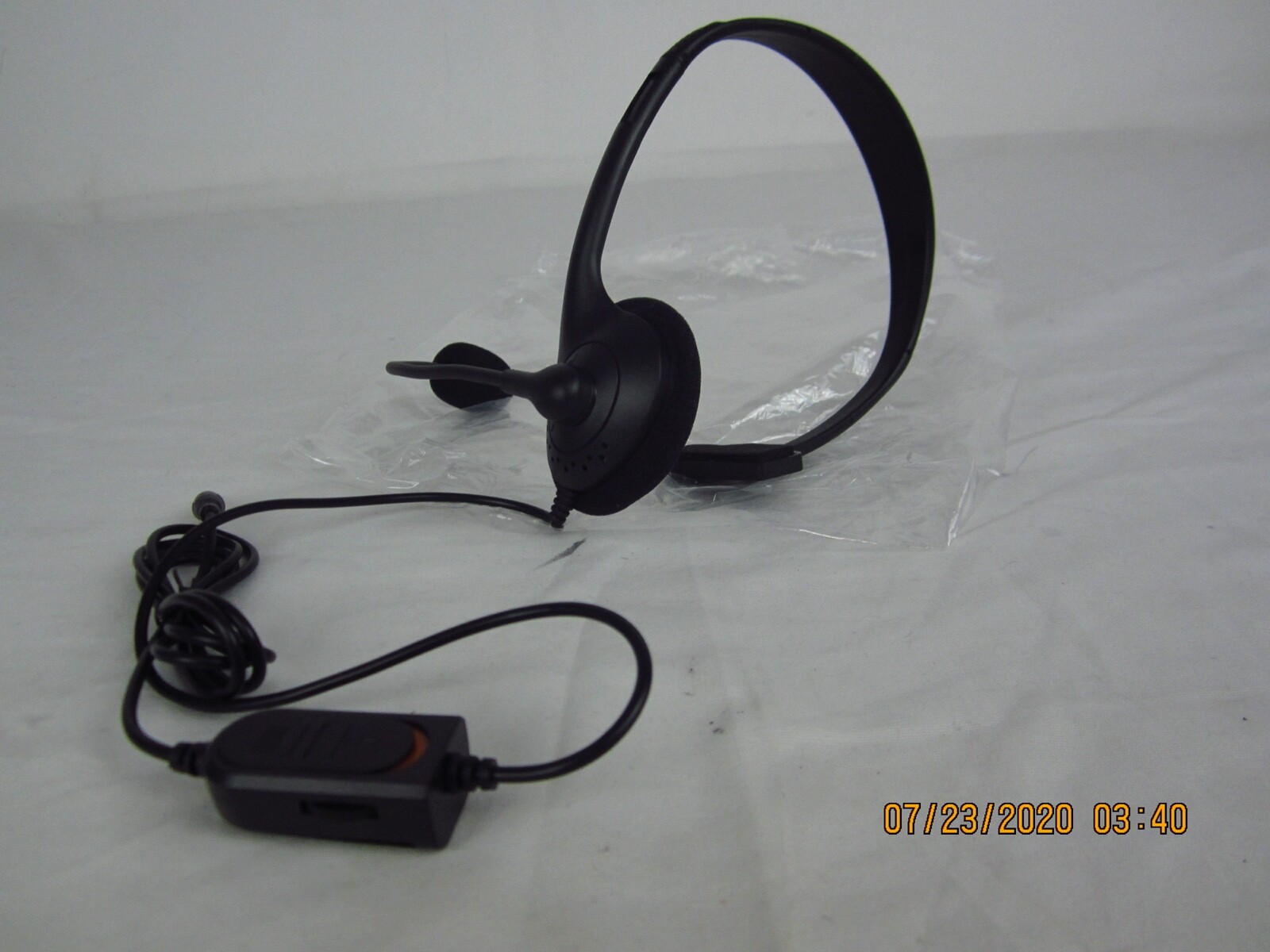 Essential Mono Wired Chat Headset for PS4 With mic & volume