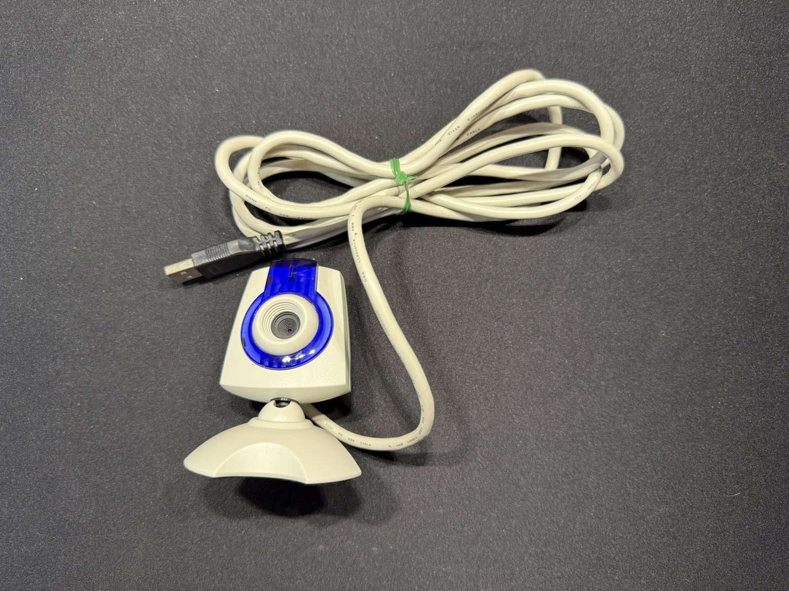 PC CAMERA, Micro Innovations IC100C USB connection adjustable/tilt