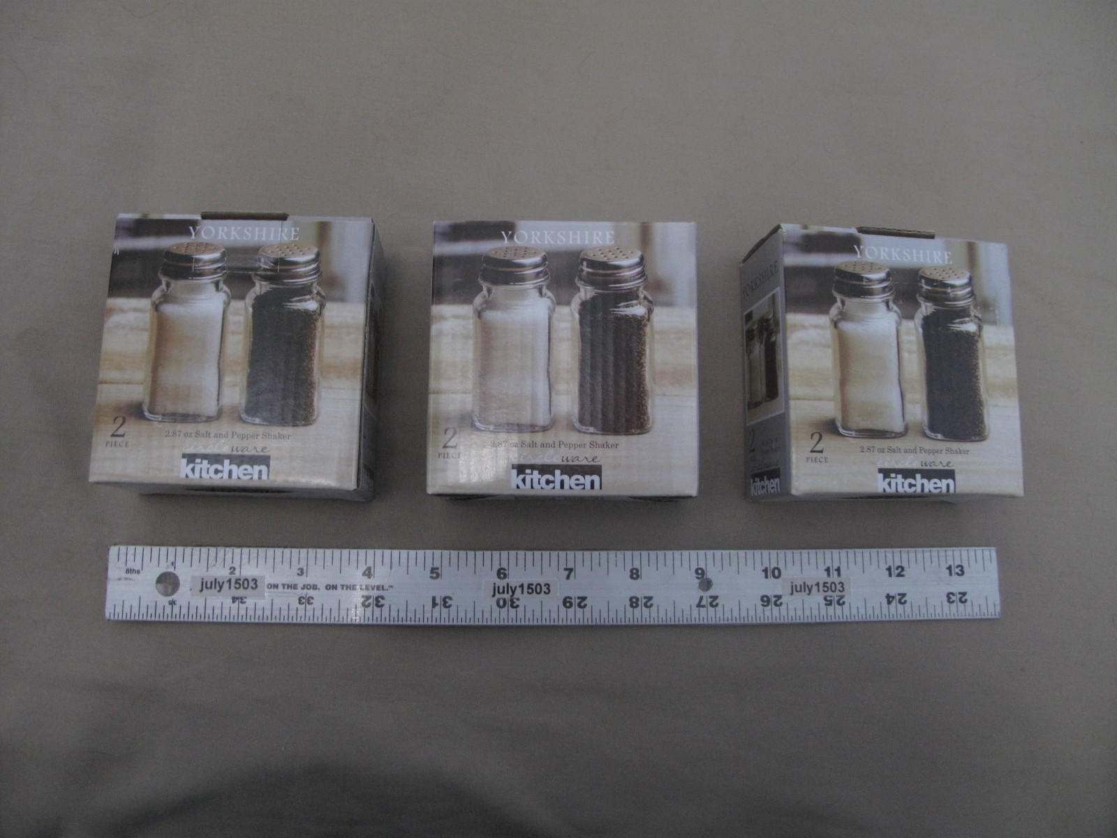 (3) NEW Yorkshire Glass Salt & Pepper Shaker Sets 2.87 oz Kitchen Table