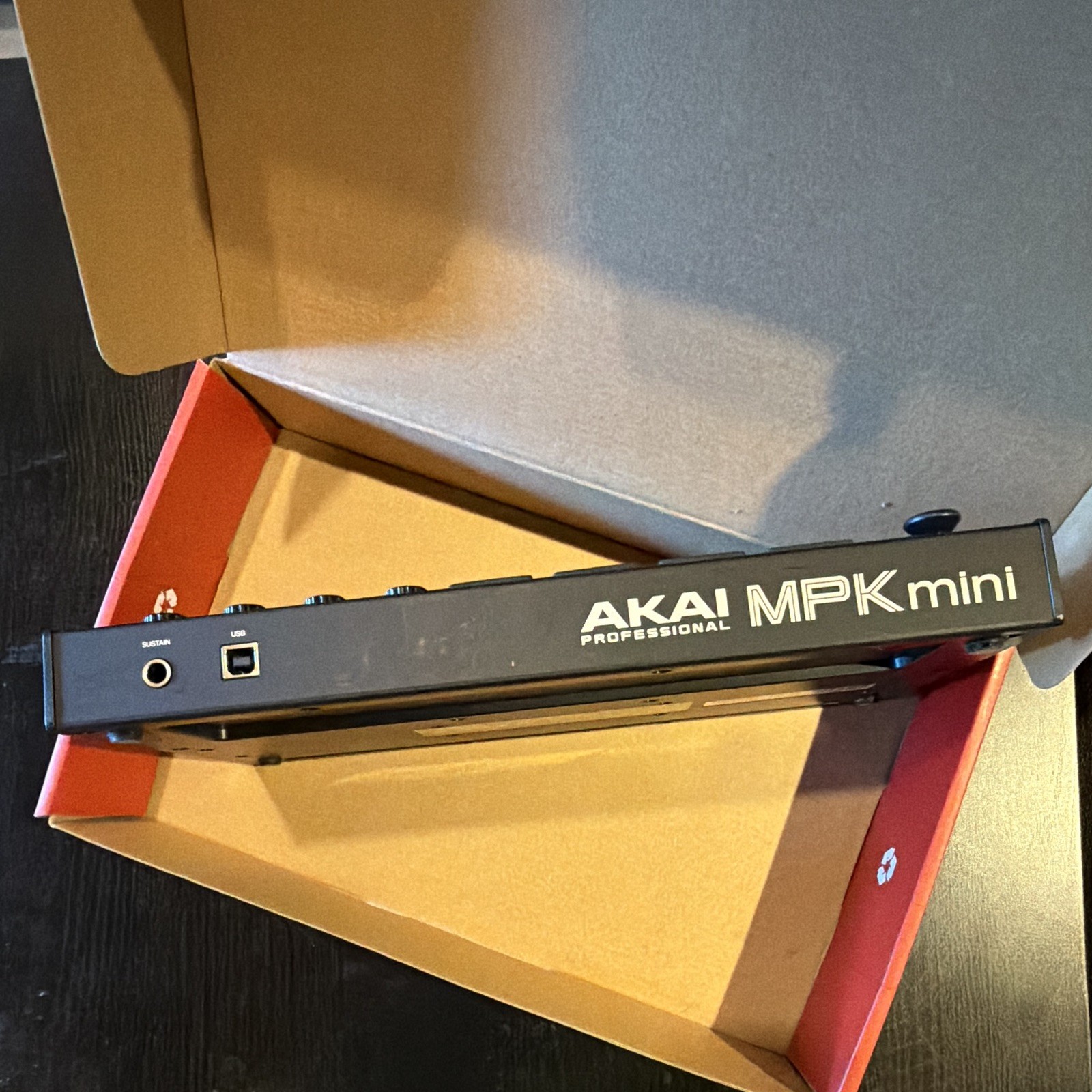 Akai Professional MPK mini 25-Key MIDI Keyboard Controller Black, Pads, Arp