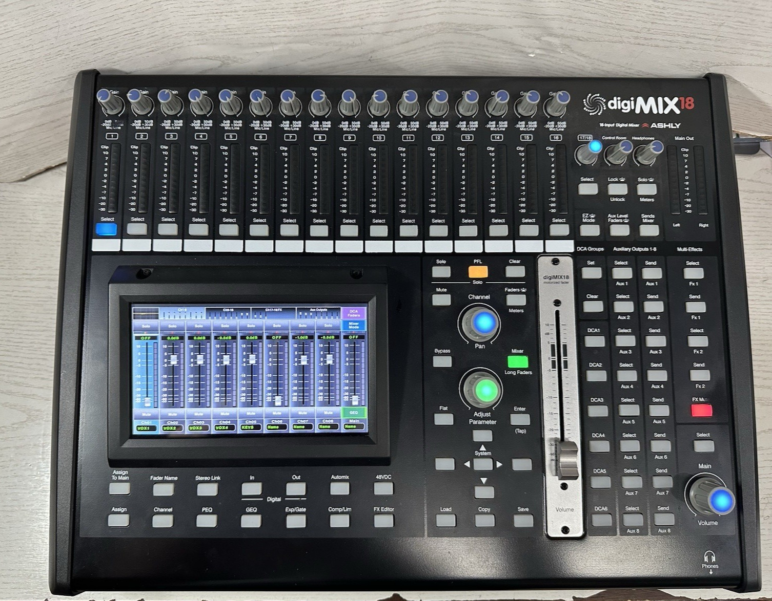 Ashly digiMIX 18 18-Channel Digital Mixer