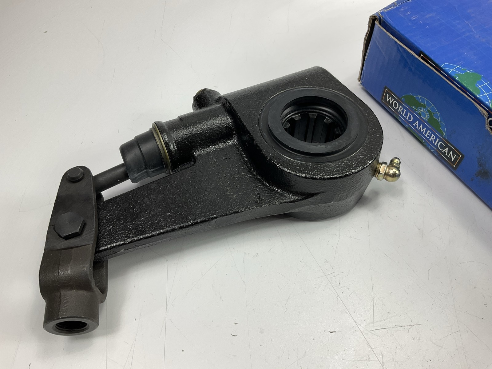 Air Brake Automatic Slack Adjuster - 1-1/2"-10 Spline, 6.0" Arm A, Meritor Style