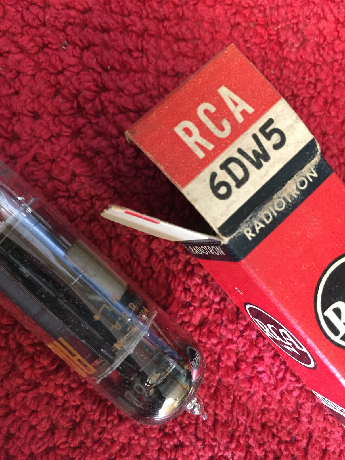 6DW5 RCA  VINTAGE TUBE NOS