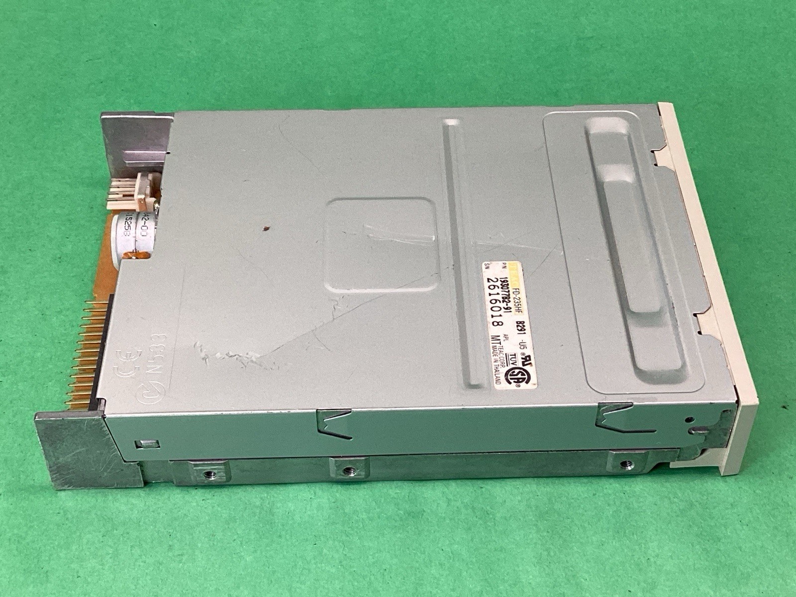 TEAC FD-235HF 3.5” Floppy Internal Beige Disk Drive - 193077B2-91 - UNTESTED