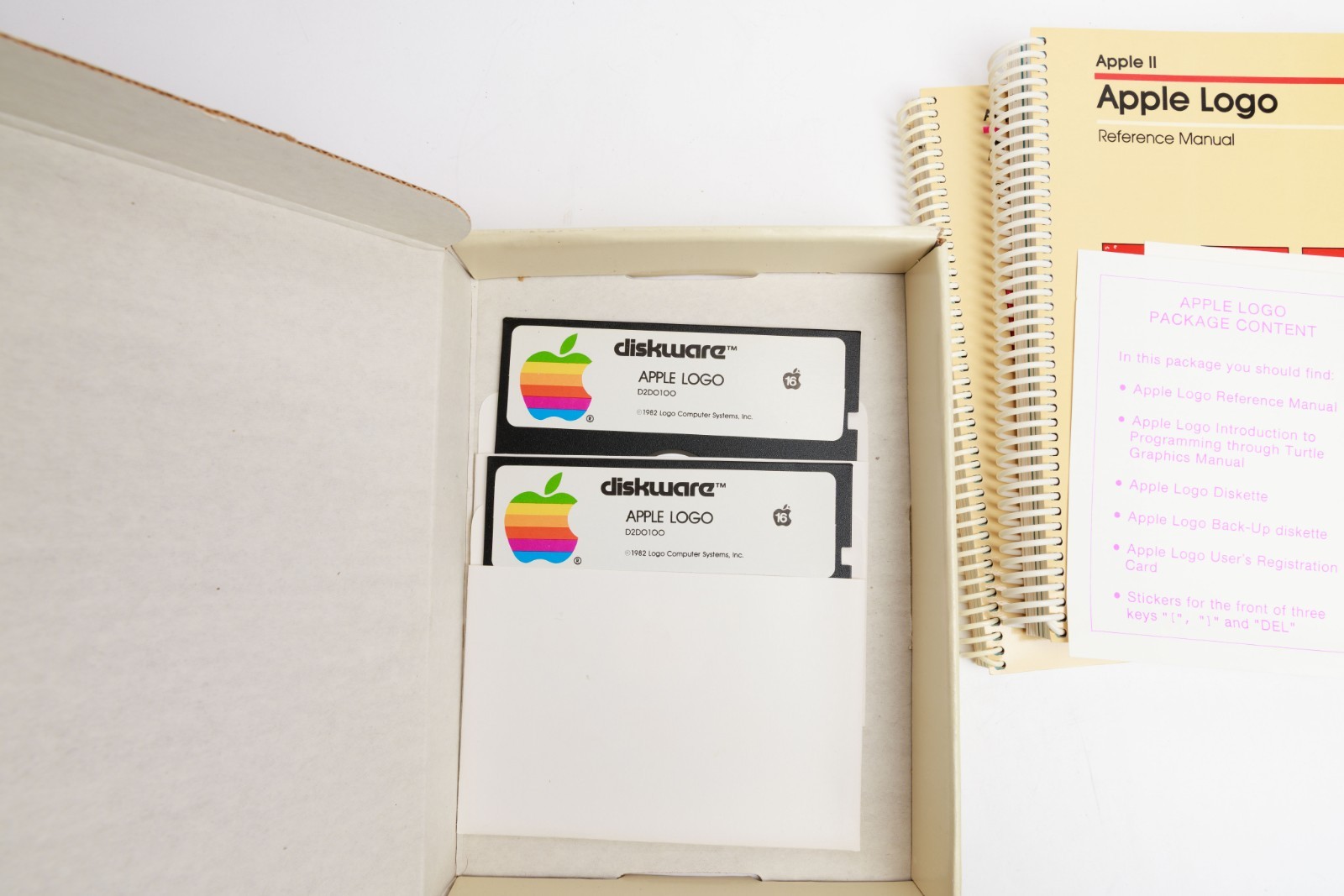 Vintage Apple Logo Diskware D2D0100 5.25” Floppy Disk Software w Manuals & Box
