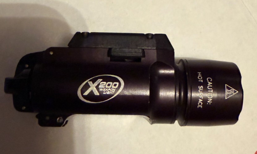 SUREFIRE x200 weapon light (A01297)