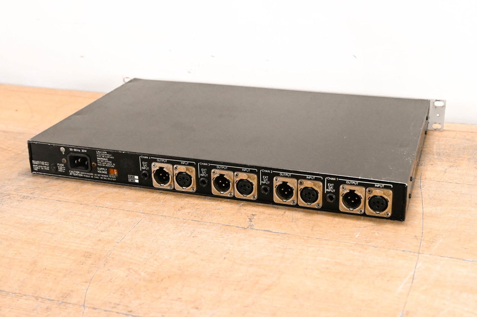 Klark Teknik DN514 4-Channel Auto Gate Dynamic Processor CG01X0Q