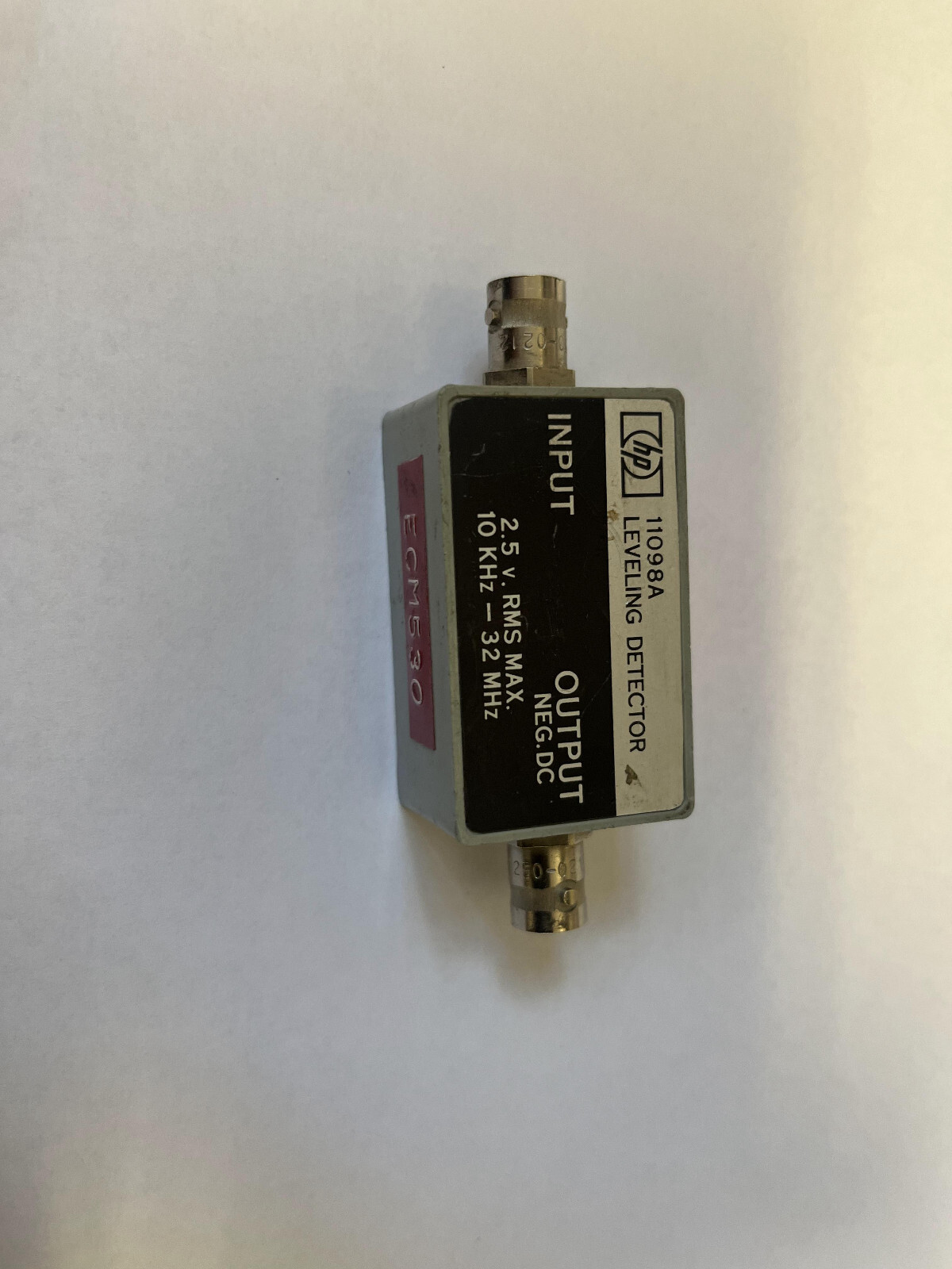 7bb   HP 11098A Leveling Detector 2.5V RMS Max 10 kHz-32 MHz Output Neg DC