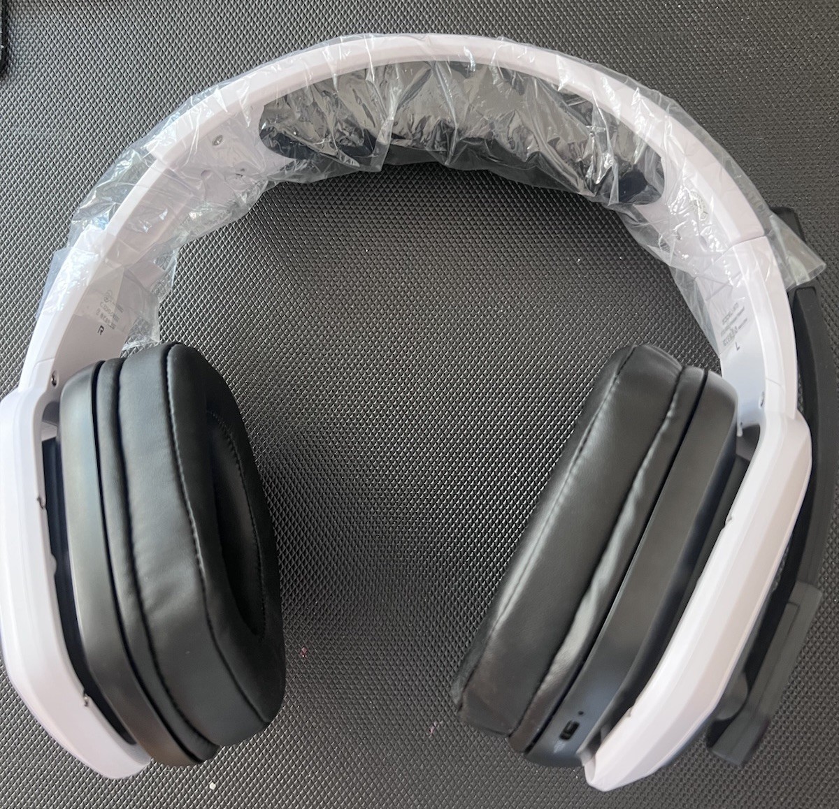 Wireless Gaming Headset White/Black Over Ear Tatybo WT5 Headset
