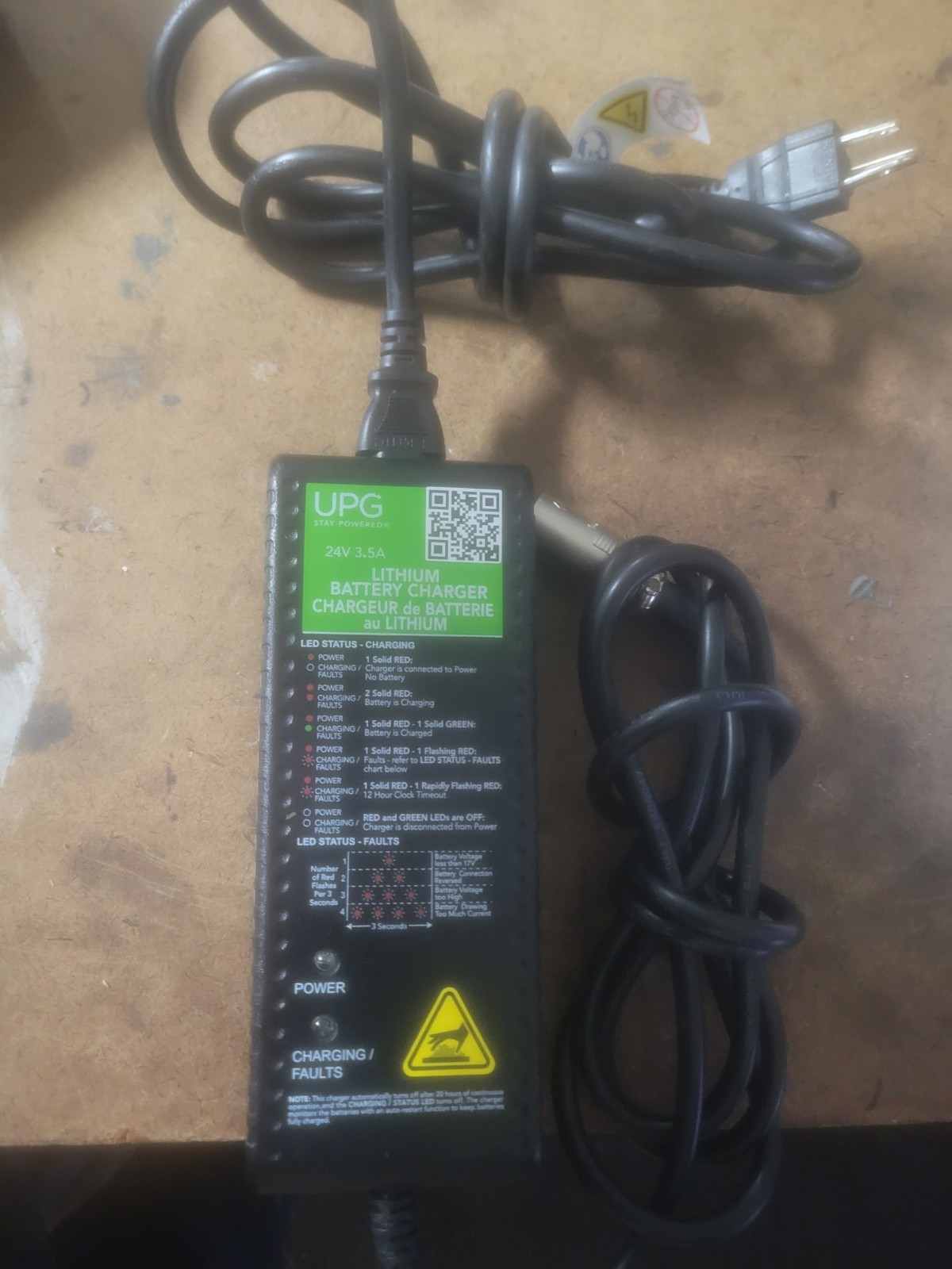 Pride  Mobility. UPG  24V 3.5A Lithium Charger