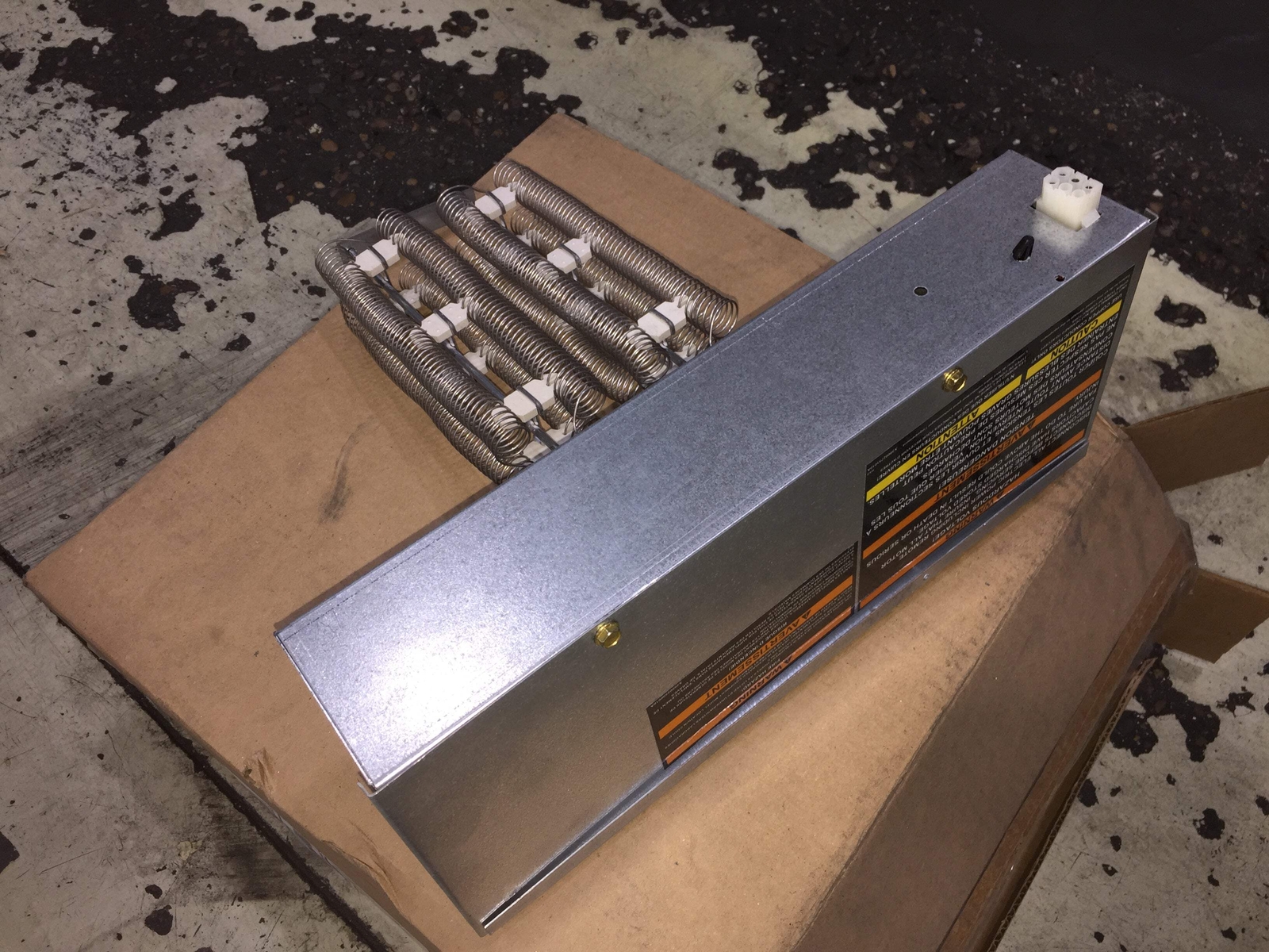 BAYHTR1408000C 8 kW Electric Heat Kit; 208/240/60/1, Amps: 32