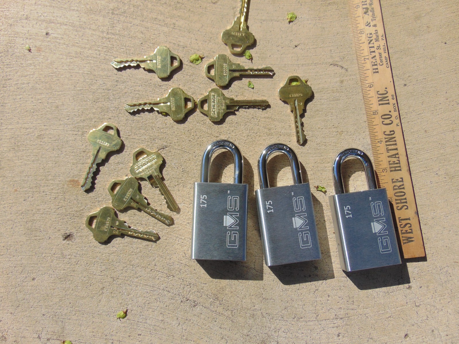 3 NEW GMS PADLOCK WITH SCHLAGE PRIM AND  10 C135 PRIM KEYS      LOCKSMITH