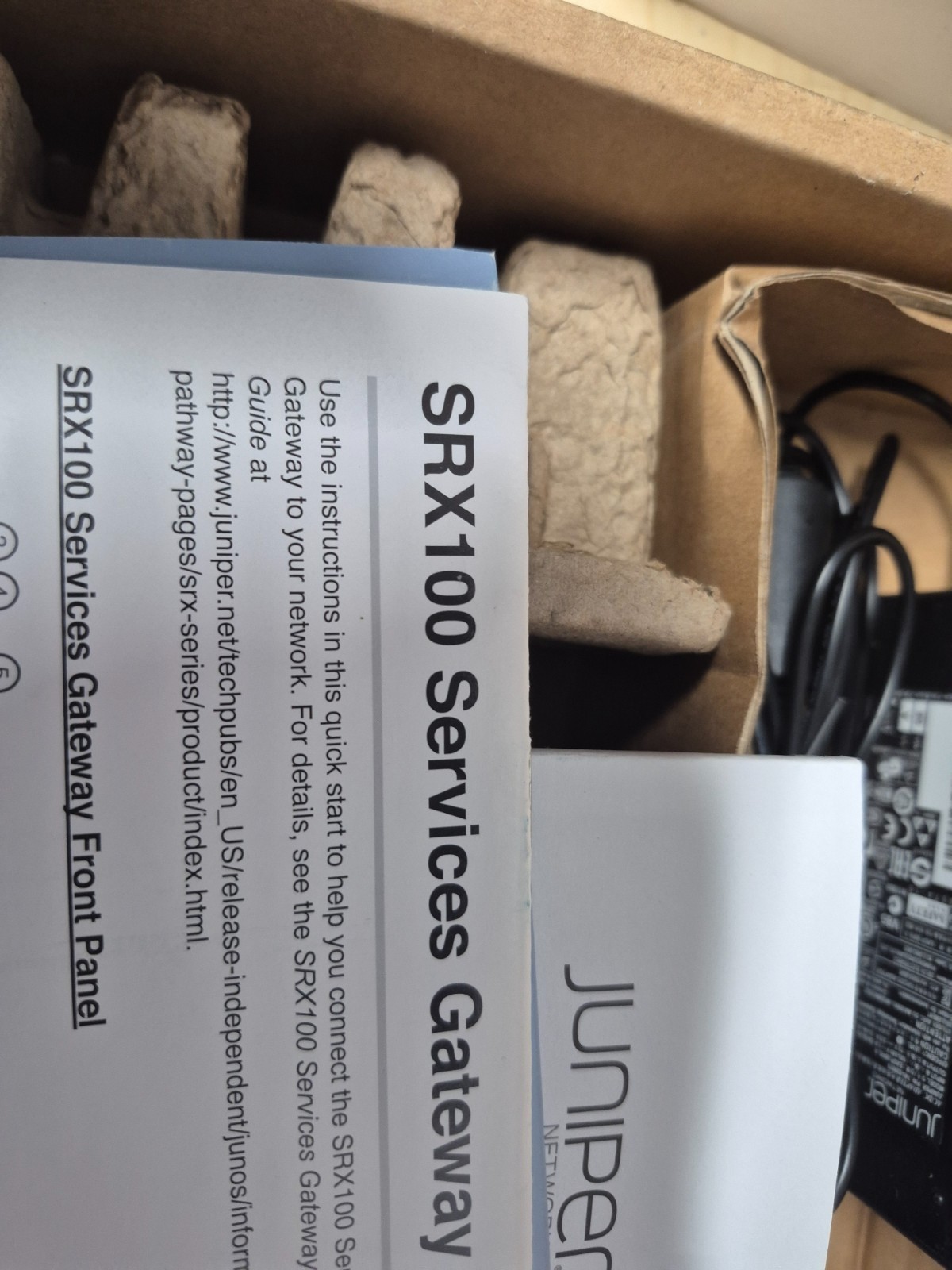 Juniper Networks SRX-100 Services Gateway Firewall SRX100H2 8-Port Open Box
