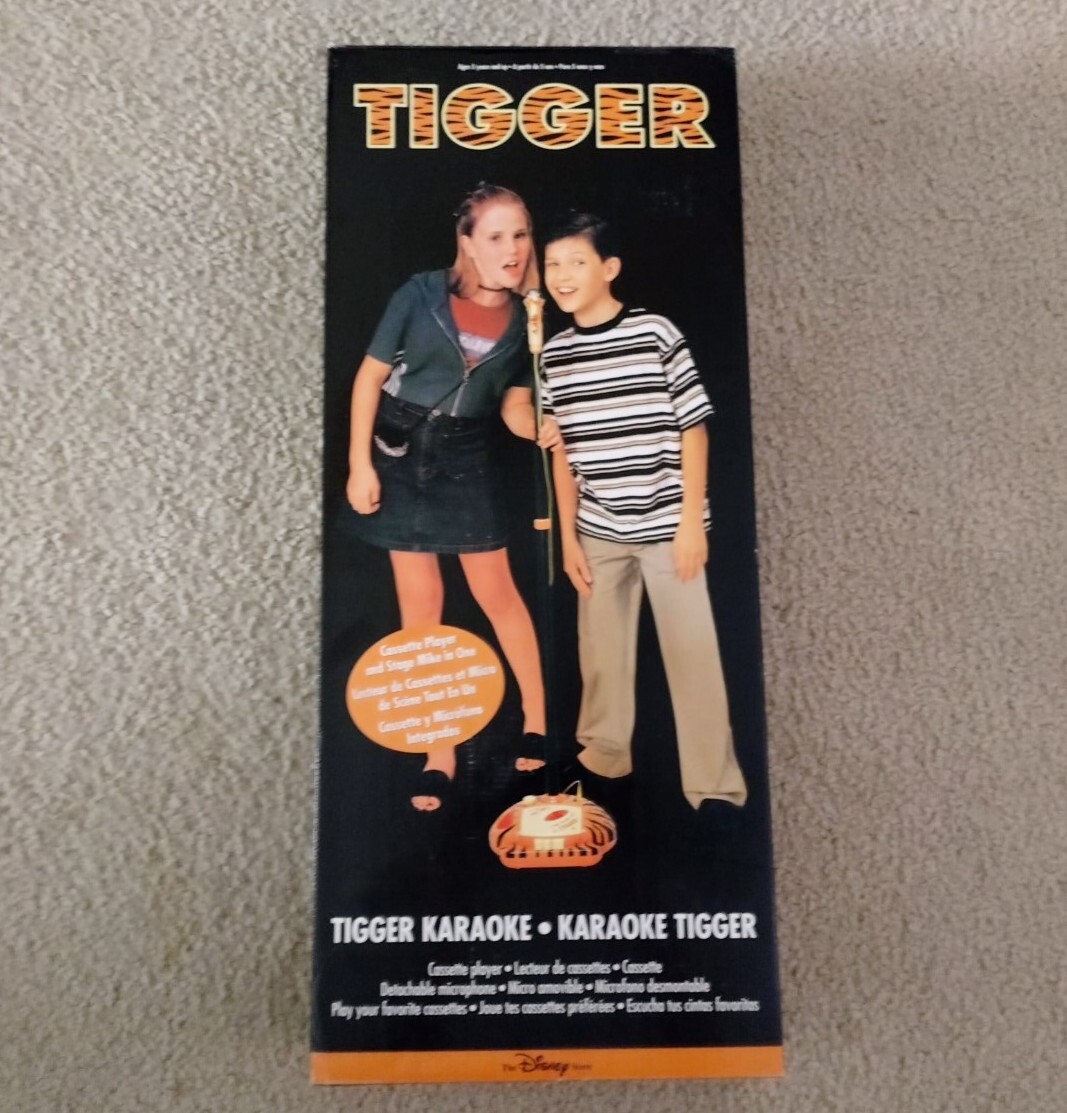 Vtg Disney Store Tigger Karaoke Machine Microphone Cassette Player NOS NIB 1990s