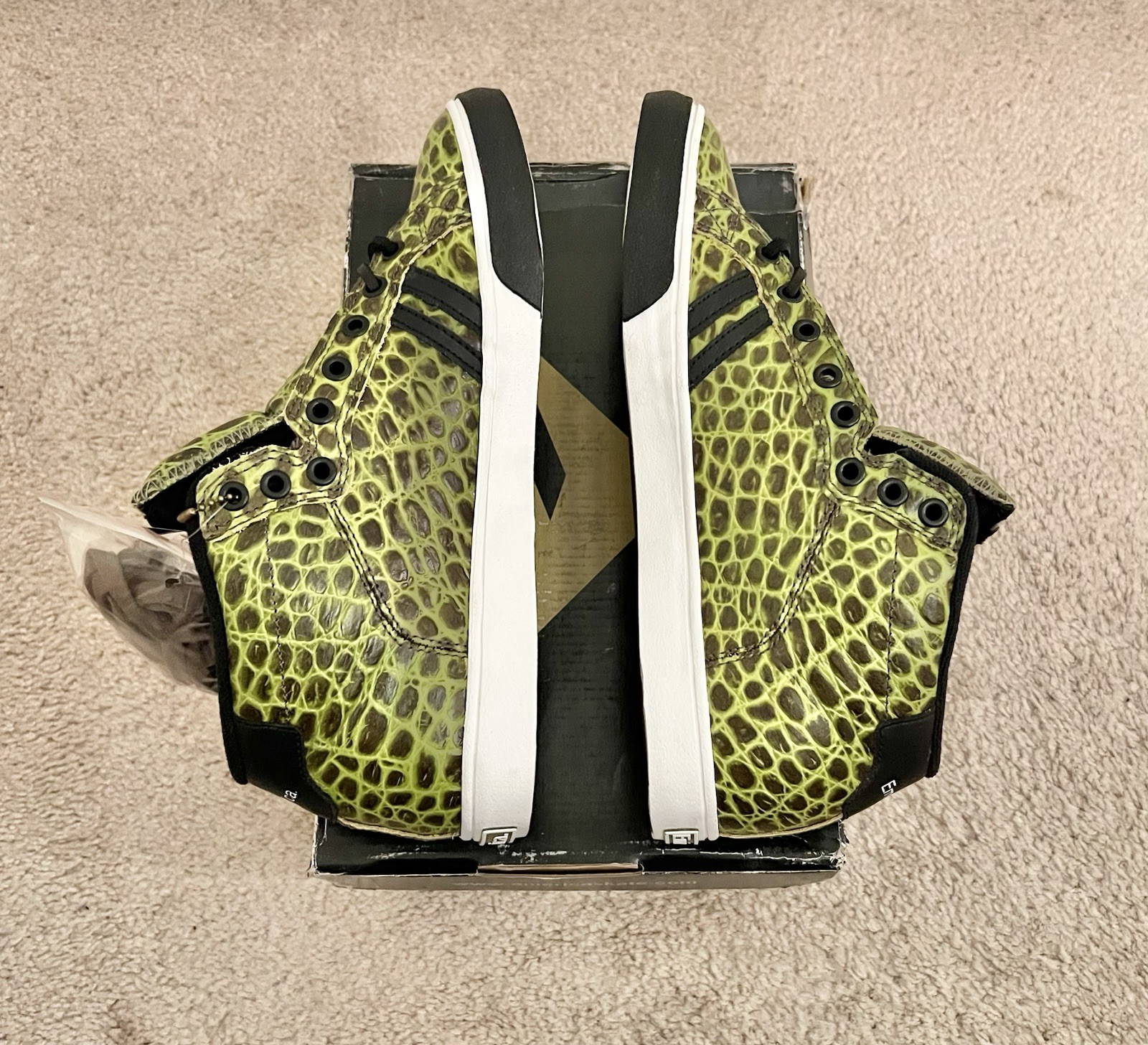 Emerica Leo Romero Mid Skateboarding Shoes Size 9.5 Olive/Black/Crocodile 2007