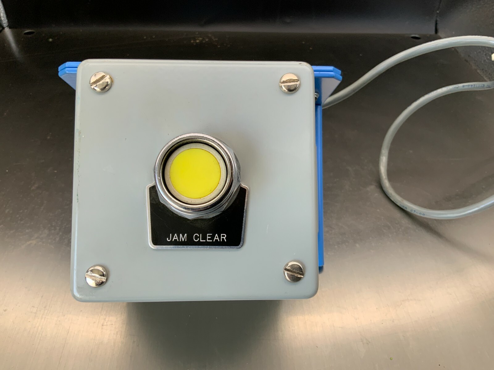 Hoffman Jam/Clear Pushbutton Switch with bracket