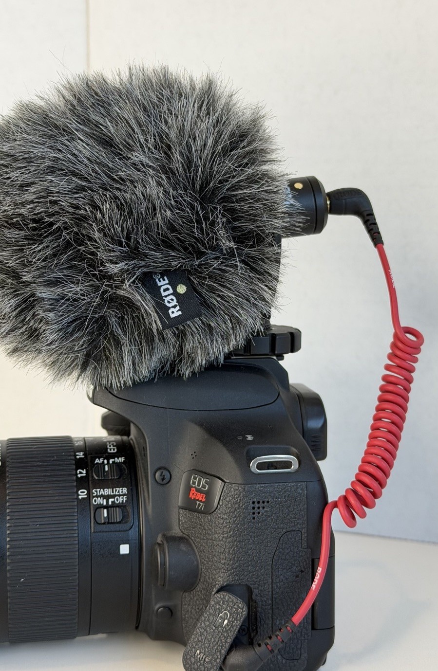 Rode VideoMicro Compact On-Camera Microphone with Windscreen, Cable, Mount
