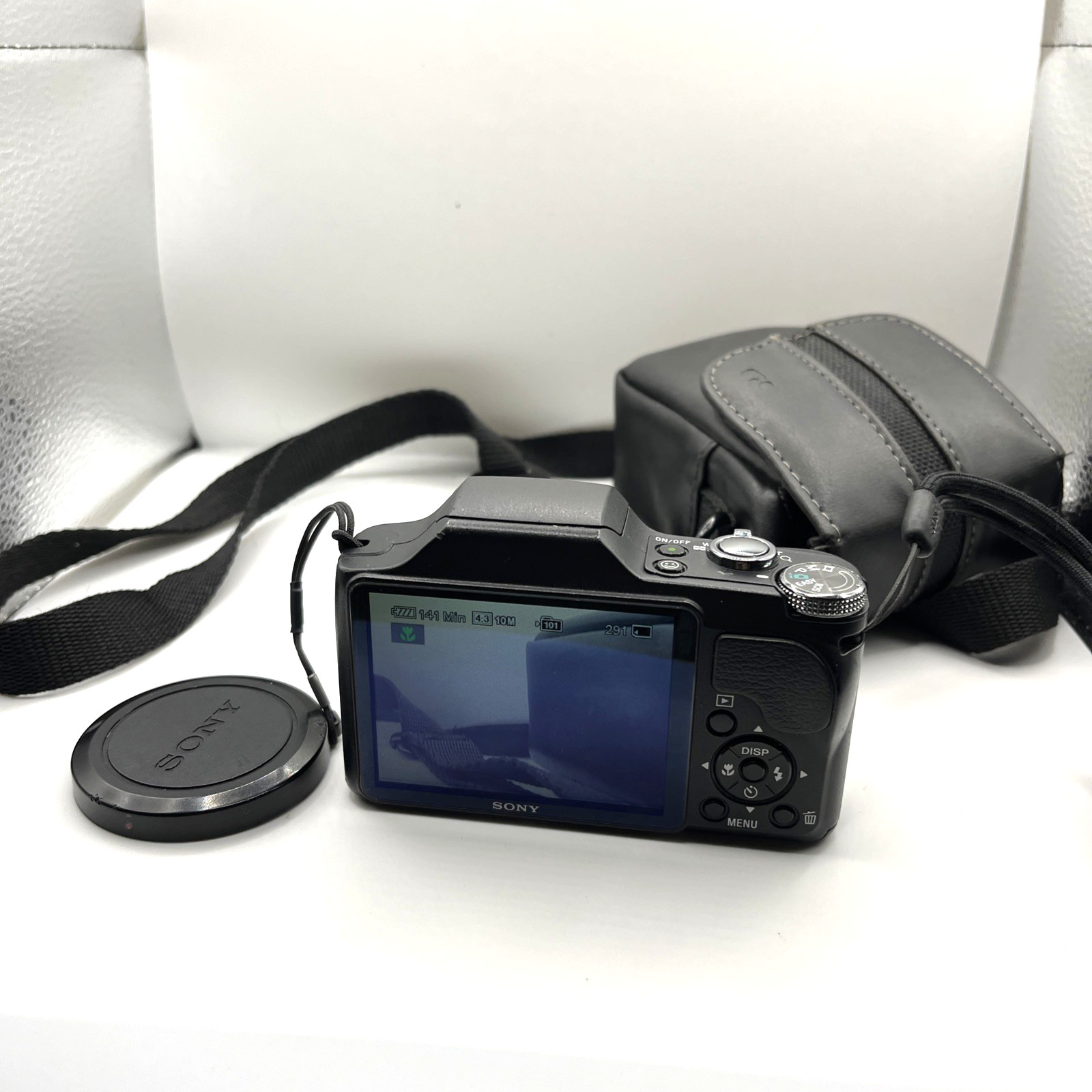 Sony DSC H20 Cyber Shot Digital Camera with Case 10 MP 10x Zoom Tested Works