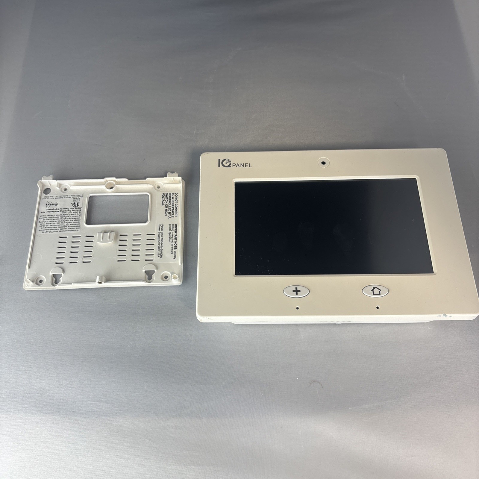 Qolsys Frontpoint IQPanel-VRZ with 7" Touchscreen