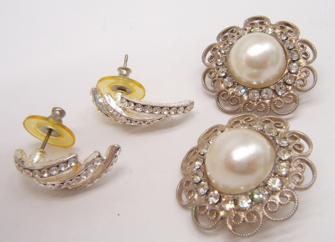 2 VTG PAIR RHINESTONE PIERCED EARRINGS