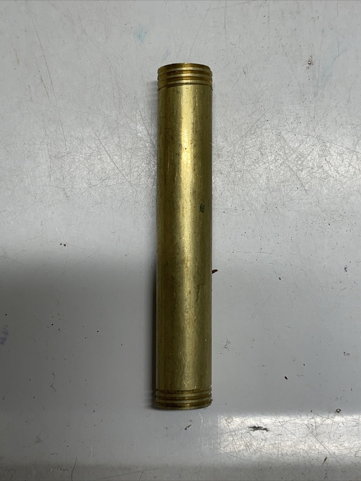 4 1/2” LONG 1/4 IPS ( 1/2 IN.OD ) UNF BRASS ROUND PIPE WITH 3/16”LONG THREAD END