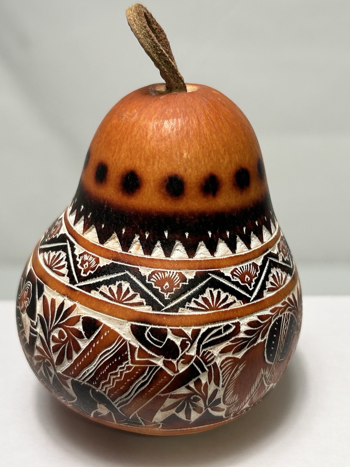 Etched Gourd/Rattle Signed Bertha Medina Peru 4”