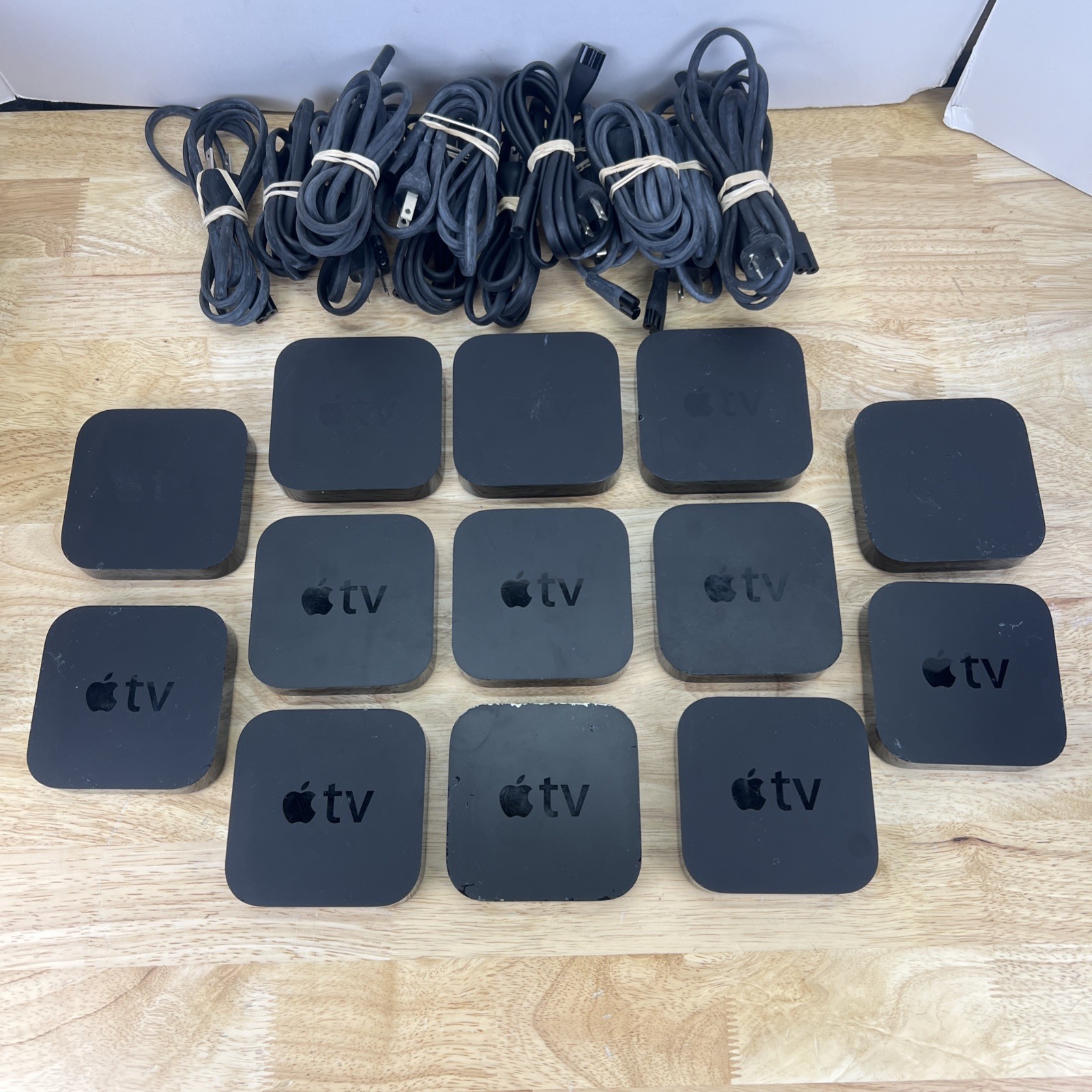 Lot of 13 - Apple TV A1469 (3rd Gen) W/ Power Cables No Remotes - All Power On