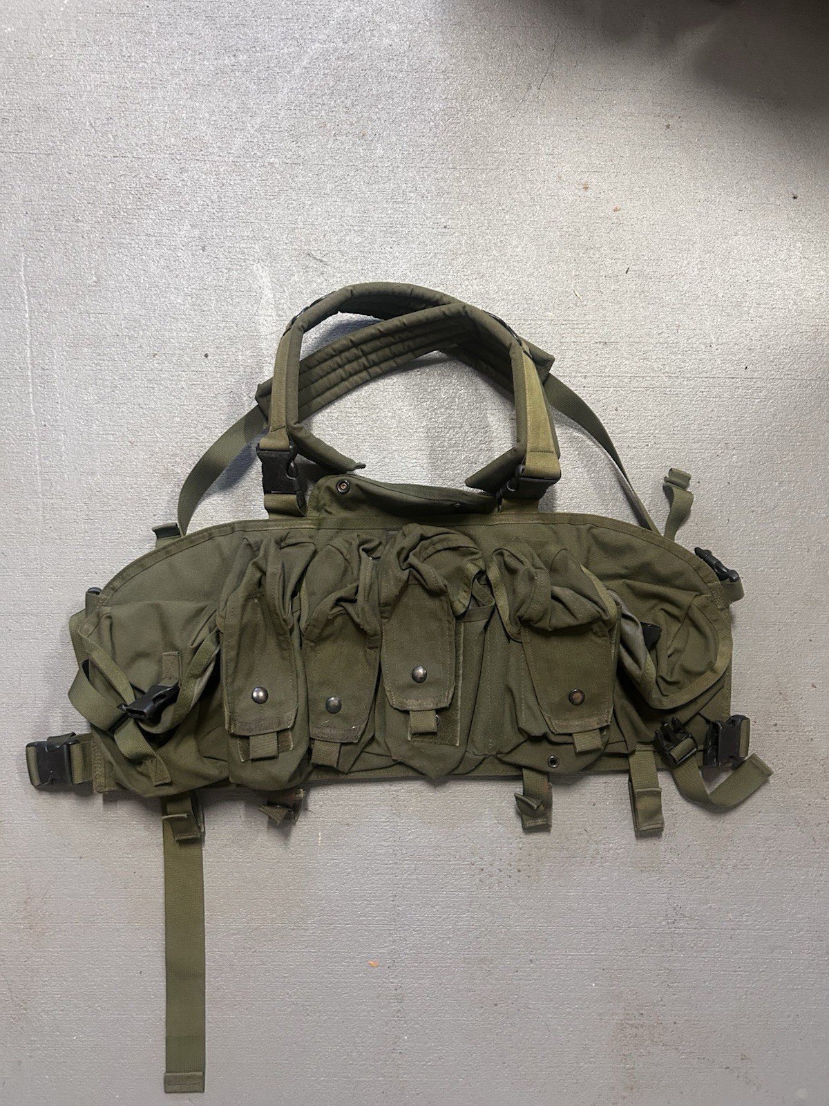 BLACKHAWK! Commando Chest Rig Harness with Pouches Old Gen Ranger Green