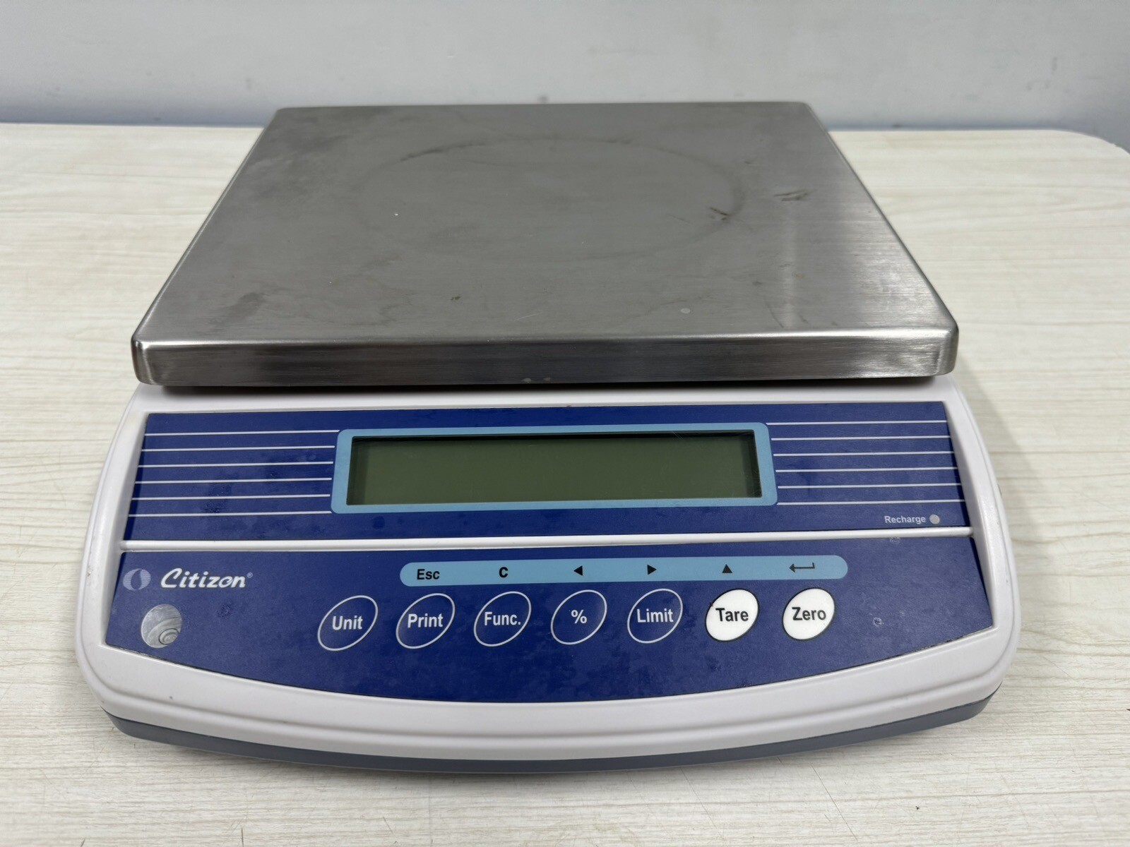 Citizen CTG-6H Compact Bench Scale With 6 Kilogram Capacity