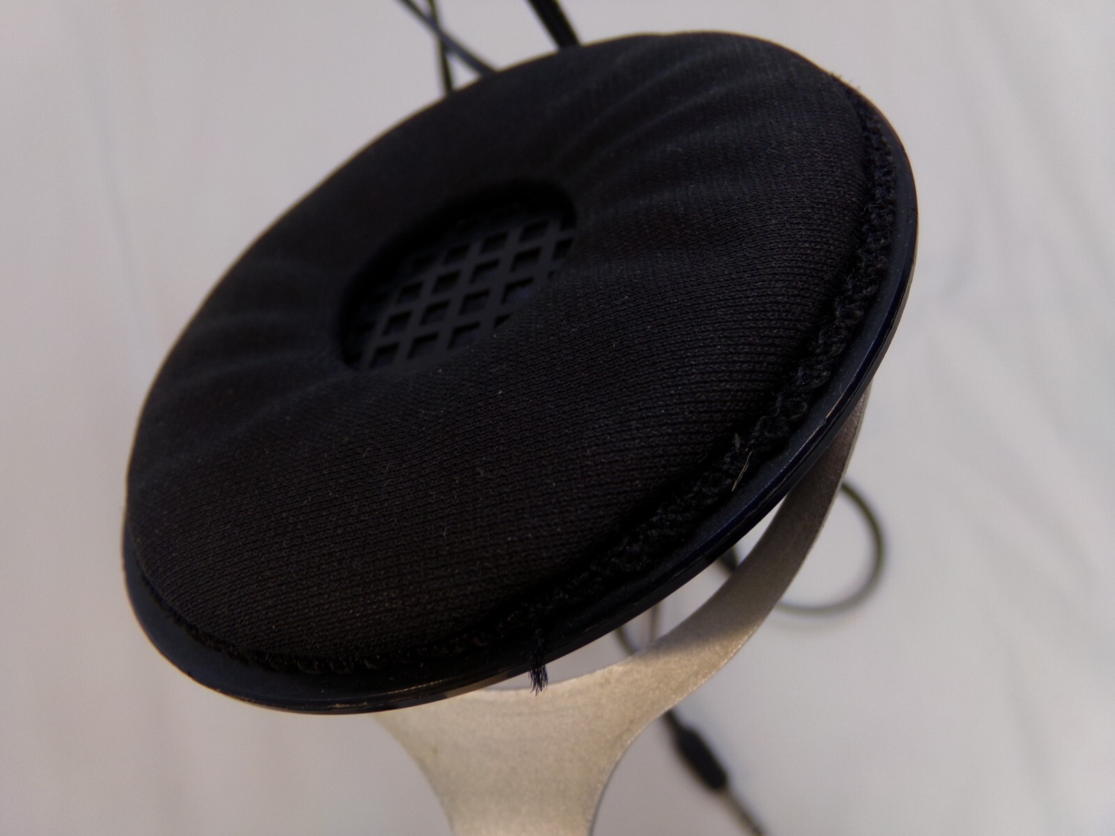 Numark HV-2000 Headphones